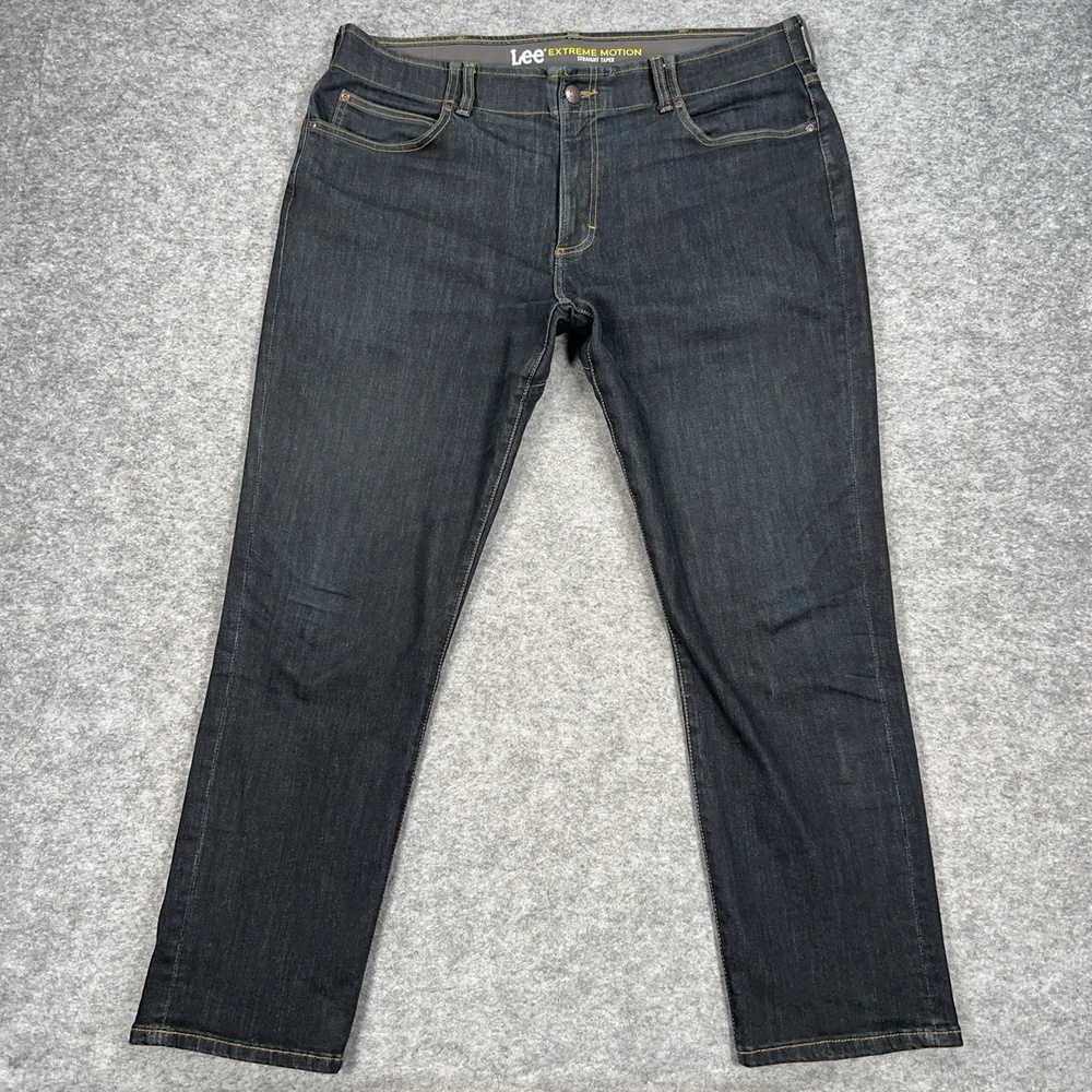 Lee Jeans Mens 38x30 Extreme Motion Straight Taper Stretch Dark Blue Denim